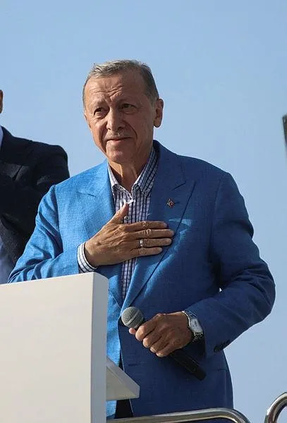 baskan-recep-tayyip-erdogan-canli-yayinda-gundeme-iliskin-onemli-aciklamalarda-bulundu-1684791686029.jpeg Başkan Recep Tayyip Erdoğan katıldığı canlı yayında gündeme ilişkin önemli açıklamalarda bulundu-8