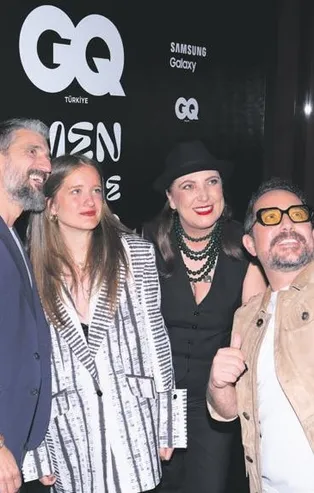 Yılın gecesi! GQ Türkiye “Men of the Year” 2022 gecesinde yıldızlar geçidi
