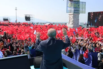 CHP’nin kalesi yıkıldı! AK Parti’nin İzmir mitinginde 100 bin kişi! Başkan Erdoğan’a coşkulu sevgi gösterisi