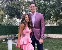 Ebru Şahin ve Cedi Osman’ın tatil rotası Çeşme! Denizde romantik anlar