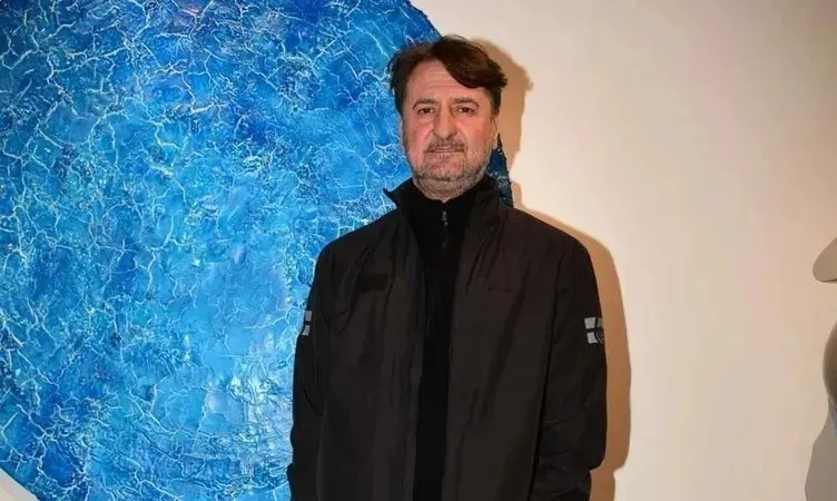 iste-bebek-otelde-kumar-goruntuleri-unluleri-kayda-alan-muzaffer-yildirimin-defterinden-hangi-isimler-cikti-fu-1769921488280.jpeg İşte Bebek Otel'de kumar görüntüleri! Ünlüleri kayda alan Muzaffer Yıldırım'ın defterinden hangi isimler çıktı? Fuhuş ve uyuşturucu itirafı-6