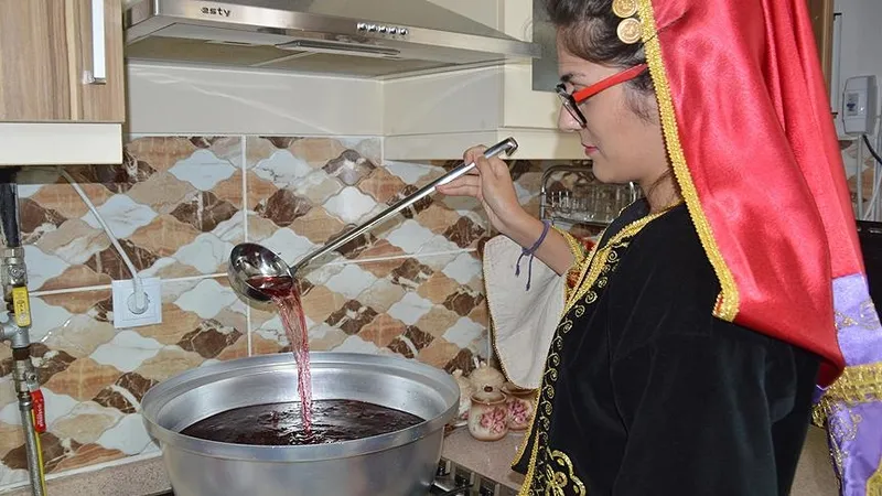 850-yil-evvelden-ramazan-recetesi-16-saat-tok-tutan-besinler-ibn-i-sinanin-muhtesem-onerisi-29-gun-rahatlik-ve-1710179897227.jpg İbn-i Sina'nın bu önerisi 29 gün rahat ettiriyor: 850 yıl önceden 16 saat tok tutan Ramazan reçetesi!-3