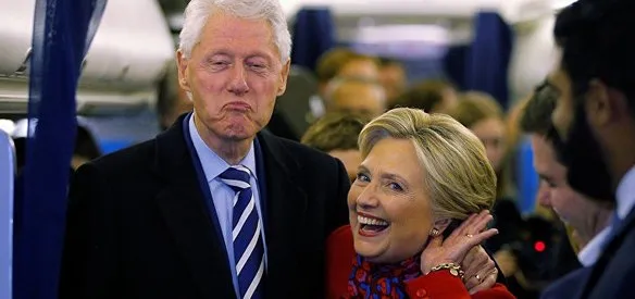 ABD Adalet Bakanlığı, Clinton Vakfının, eski Dışişleri Bakanı Hillary Clinton'ın görev yaptığı süredeki faaliyetlerini soruşturmaya başladı.