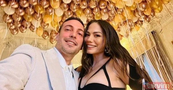 Demet Özdemir mavi bikinisiyle paylaştı! Oğuzhan Koç’un müstakbel eşi sosyal medyayı salladı! Sere serpe uzanarak güneşlenen Demet... - 17