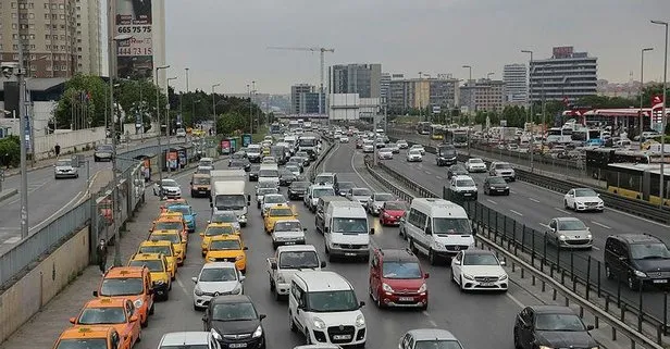 Son dakika: İstanbul’da trafik yoğunluğu yüzde 62’ye ulaştı!