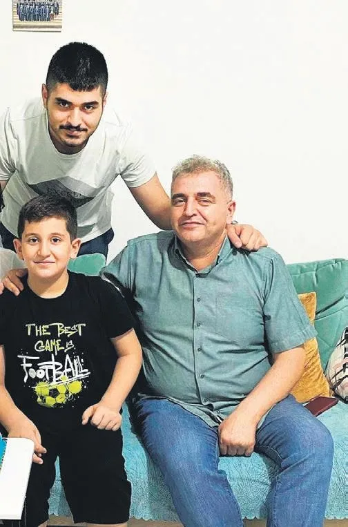 onlarca-kisiye-mezar-olan-binadan-bir-tek-o-sag-kurtuldu-1676762376948.jpeg Onlarca kişiye mezar olan binadan bir tek o sağ kurtuldu-3