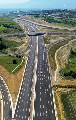 Türkiye'nin dört bir yanı yollarla birbirine bağlanıyor! Gidilemeyen tek yer kalmayacak