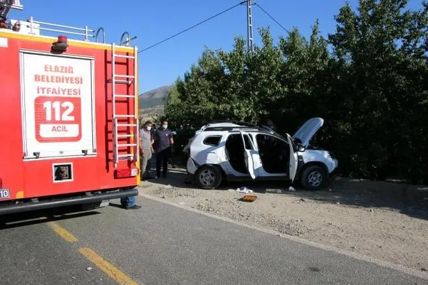 elazigda-feci-trafik-kazasi-8-kisi-yaralandi-1631113952366.jpeg Elazığ'da feci trafik kazası: 8 kişi yaralandı-3