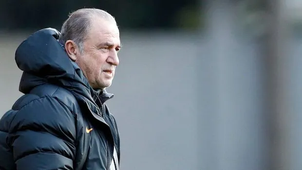 Galatasaray'ın koronavirüse yakalanan tecrübeli ismi Arda Turan'ın sağlığı hakkında flaş sözler: Ateşi 39'lara çıkıyormuş-5