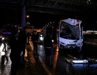 Polisleri taşıyan minibüs kaza yaptı