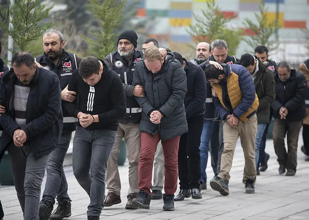Son dakika: Ankara'da ByLock operasyonu: 260 şüpheliden 171'i gözaltında-1