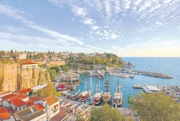 Antalya'ya tatile gelen Coffey ailesinin 6 aylık kızları Elizabeth hayatını kaybetti! İngiliz medyası Türk'leri hedef aldı