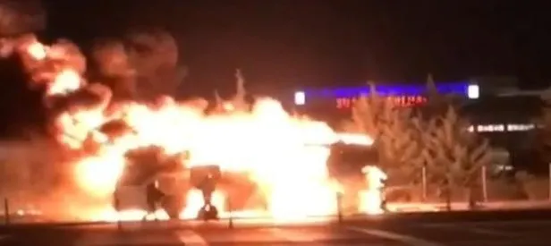 İzmir’de yolcu otobüsü alev topuna döndü!