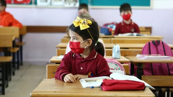 mebden-flas-karne-aciklamasi-yarindan-itibaren-erisime-aciliyor-1623922099251.jpg MEB'den flaş karne açıklaması! Yarından itibaren erişime açılıyor-4