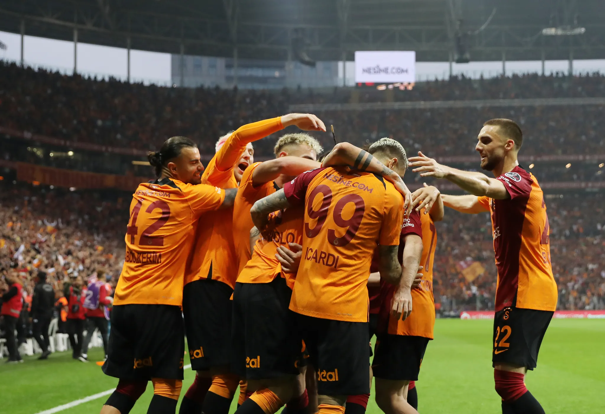 Galatasaray'da yıldızlar geçidi! İşte yapılacak hamleler - 5
