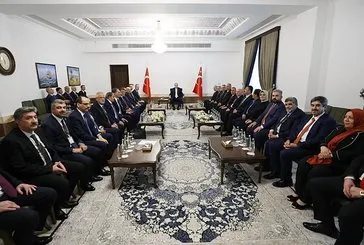 Irak Türkmenlerini kabul etti