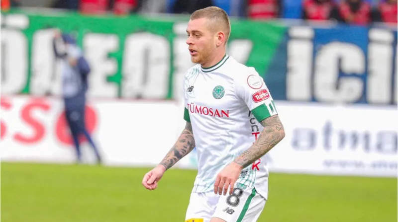 galatasarayda-kiralik-belirsizligi-o-oyuncularin-gelecegi-okan-buruku-dusunduruyor-1715705640867.jpg Galatasaray'da kiralık belirsizliği! O oyuncuların geleceği Okan Buruk'u düşündürüyor-6