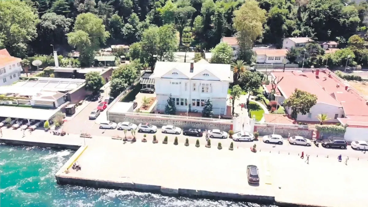 İstanbul Sarıyer'de güvenlik görevlisi 4 arkadaşıyla Memduh Paşa Yalısı'nı soydu