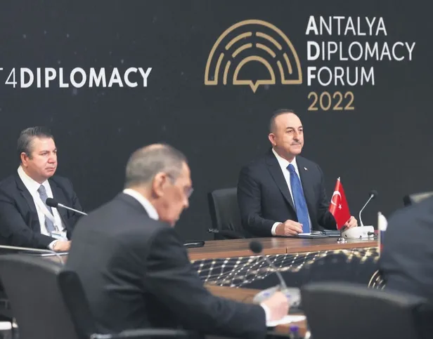 rusya-dogum-hastanesini-silah-deposu-bahanesiyle-yerle-bir-etti-3-olu-17-yarali-1646950259242.jpeg Rusya, doğum hastanesini silah deposu bahanesiyle yerle bir etti: 3 ölü 17 yaralı-14