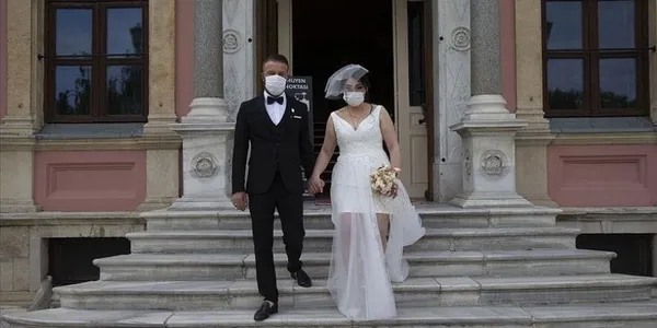 istanbul-dugunler-yasak-mi-dugunler-yasaklandi-mi-istanbul-dugunler-nasil-olacak-1598951442252.jpg İstanbul düğünler yasak mı? Düğünler yasaklandı mı? İstanbul düğünler nasıl olacak?-3