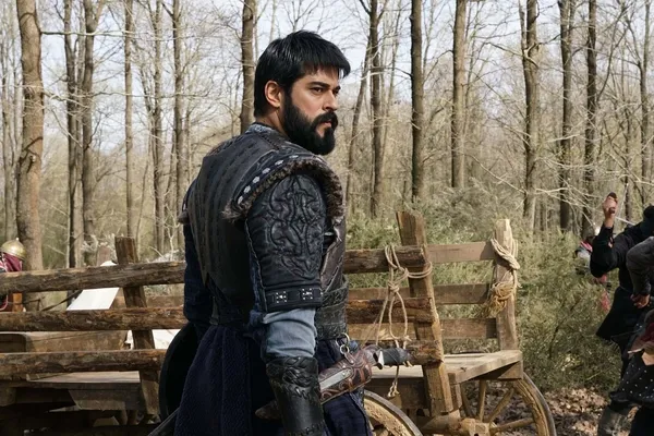 1299a-dogru-kurulus-osman-90-bolumu-yayinlandi-ne-seferimiz-bitecek-ne-cengimiz-bitecek-1649708507653.jpg 1299’a doğru... Kuruluş Osman 90. bölüm tanıtımı yayınlandı: “Ne seferimiz bitecek! Ne cengimiz bitecek!”-4