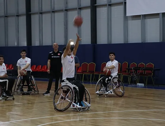 U23 Tekerlekli Sandalye Basketbol Milli Takımı Avustralya’yı devirdi, 3’te 3 yaptı!