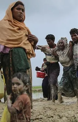 Arakan'a ilk yardım Türkiye'den