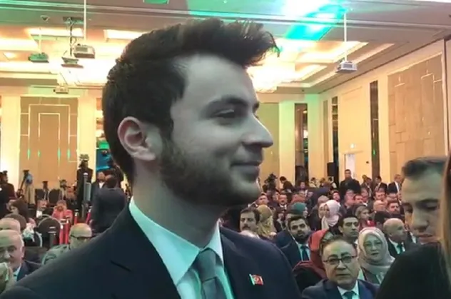 FETÖ'nün siyasi ayağını arayanlar FETÖ geyiklerini ağzından düşürmüyor