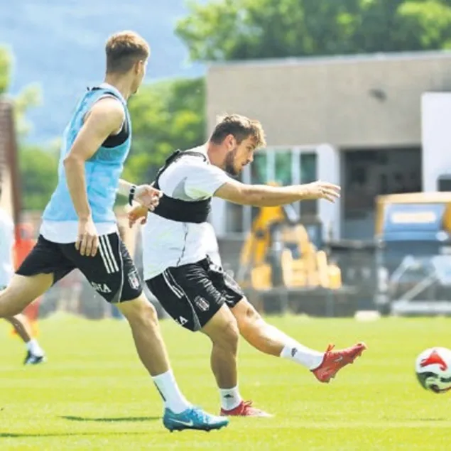 Kartal güç depoluyor