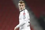 Shaqiri imzayı atıyor