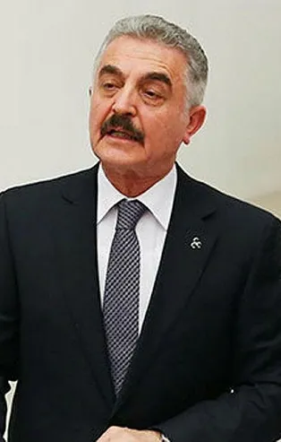 MHP'den Gazeteci Ahmet Takan'ın "Bahçeli siyaseti bırakacak" açıklamasına sert tepki