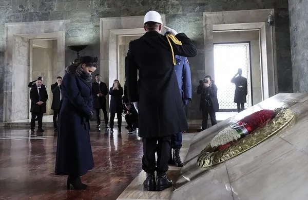 macaristan-cumhurbaskani-novaktan-anitkabire-ziyaret-1680093880197.jpg Macaristan Cumhurbaşkanı Novak’tan Anıtkabir'e ziyaret!-3