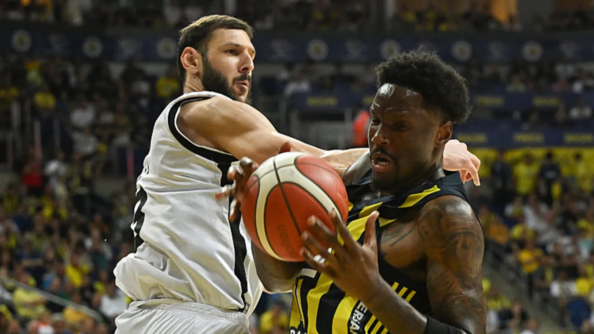 Kanarya'dan farklı başlangıç! Fenerbahçe Beko - Beşiktaş Fibabanka: 94-76 | MAÇ SONUCU