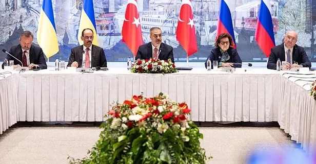 Kremlin duyurdu: Ukrayna krizinde müzakere masası İstanbul'da mı kurulacak?
