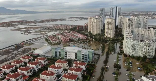 Sözcü İbrahim Kalın’dan İzmir’de yaşanan sel felaketi hakkında flaş açıklama!  ’Zararlar en kısa sürede telafi edilecek’