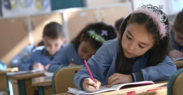 ❄️ Ankara'da eğitim öğretime 1 gün ara! Vali Vasip Şahin duyurdu