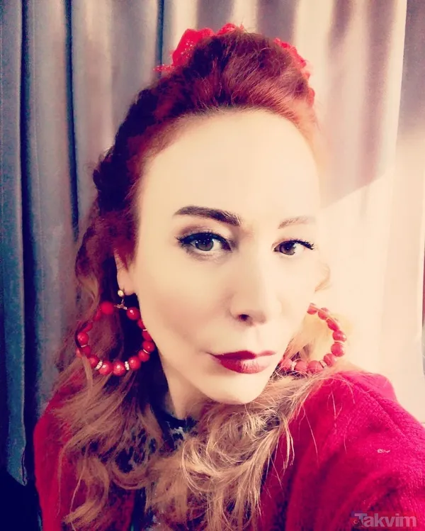 Ahu Sungur “Oyunculuk kim daha çıplak yarışı değil” dedi! Gözler onlara çevrildi: Hande Erçel, Pınar Deniz, Dilan Çiçek Deniz, Özge Özacar... - 5