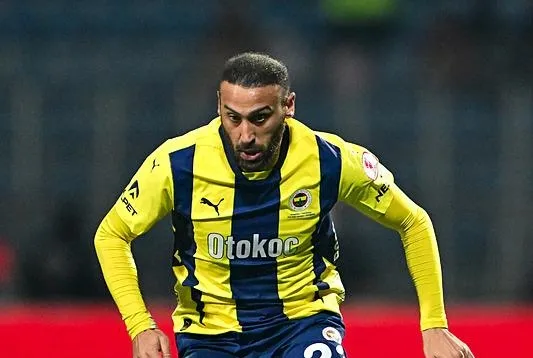 Cenk Tosun için Trabzonspor iddiası!