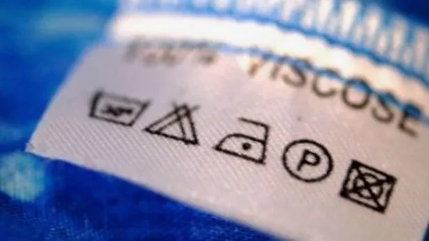Kimsenin aklının ucundan bile geçmiyordu... Çamaşır etiketindeki üçgenin anlamı ortaya çıktı!