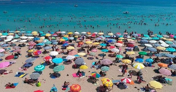Son dakika! Bakan Ersoy 9 aylık rakamları açıkladı: Yabancı turist sayısında rekor