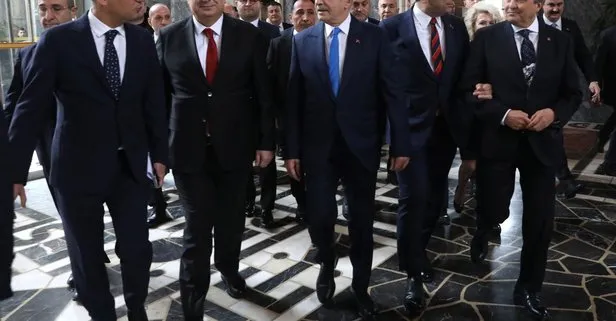 CHP koltuk savaşlarında yeni perde! Kemal Kılıçdaroğlu’na karşı Özgür Özel, Örsan Öymen, Ünal Karahasan’dan sonra bir isim daha adaylık açıklayacak