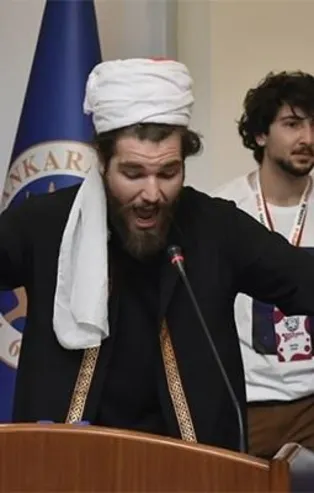 Ankara Üniversitesi'nde 'İnek Bayramı' rezaleti! Tepki çeken görüntülerin ardından disiplin ve adli inceleme başlatıldı