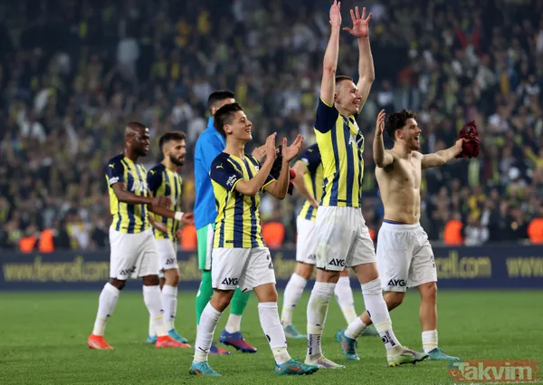 Herkes Altay Bayındır’ın su şişesini konuşuyor! İnanılmaz sırrı ortaya çıktı - 14