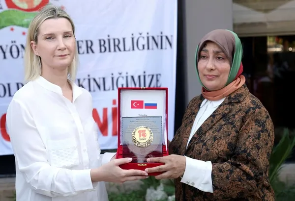 Rusya'dan 15 Temmuz şehidinin ailesine onur nişanı-1