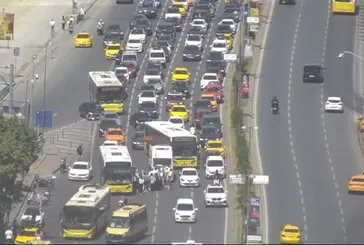 Sara nöbeti geçirip İETT’nin önüne düştü!