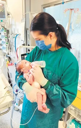 Türk doktorlar tarih yazdı! 7 günlük bebeğe açık kalp ameliyatı yapıldı