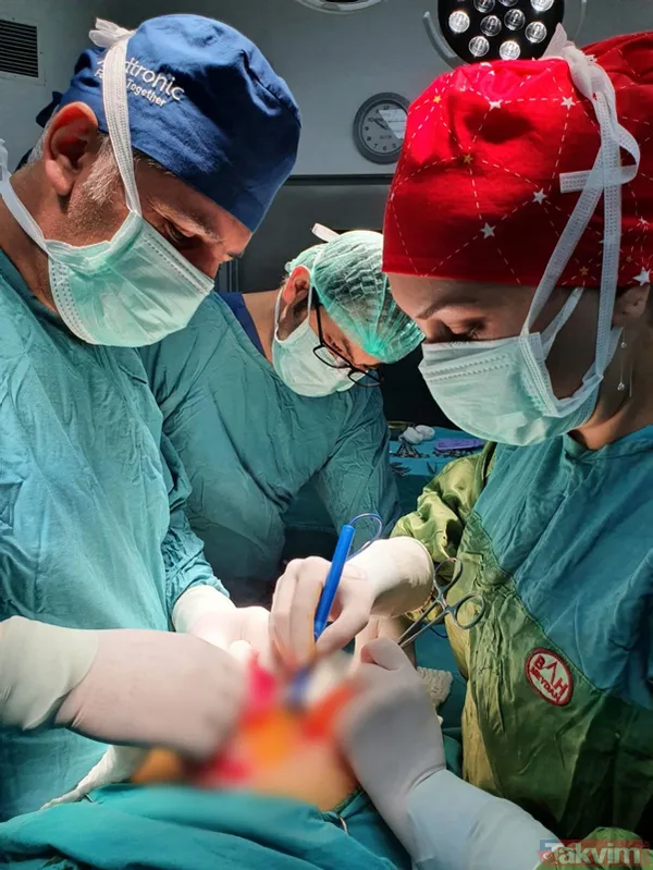 Doktorlar bile şaşırdı! Karnından 20 santimlik miyom çıktı - 3