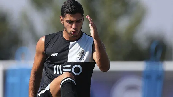 Orta sahaya Portekizli Miguel Crespo'yu transfer eden Fenerbahçe'den sol bek harekatı! Hedefte Nijeryalı Zaidu var-6