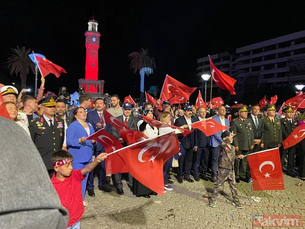 15 Temmuz anma etkinliklerinde meydanlar doldu taştı - 6