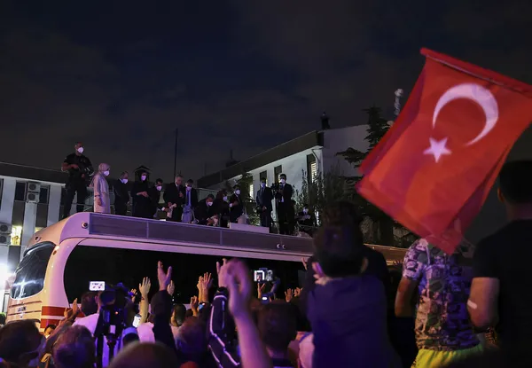 baskan-erdogan-sincanda-halka-hitap-etti-bize-gurur-kibir-yakismaz-biz-tevazu-ehliyiz-1625687157799.jpg Başkan Erdoğan Sincan'da konuk olduğu Ürün ailesinin doğacak bebeğinin ismini verdi-9